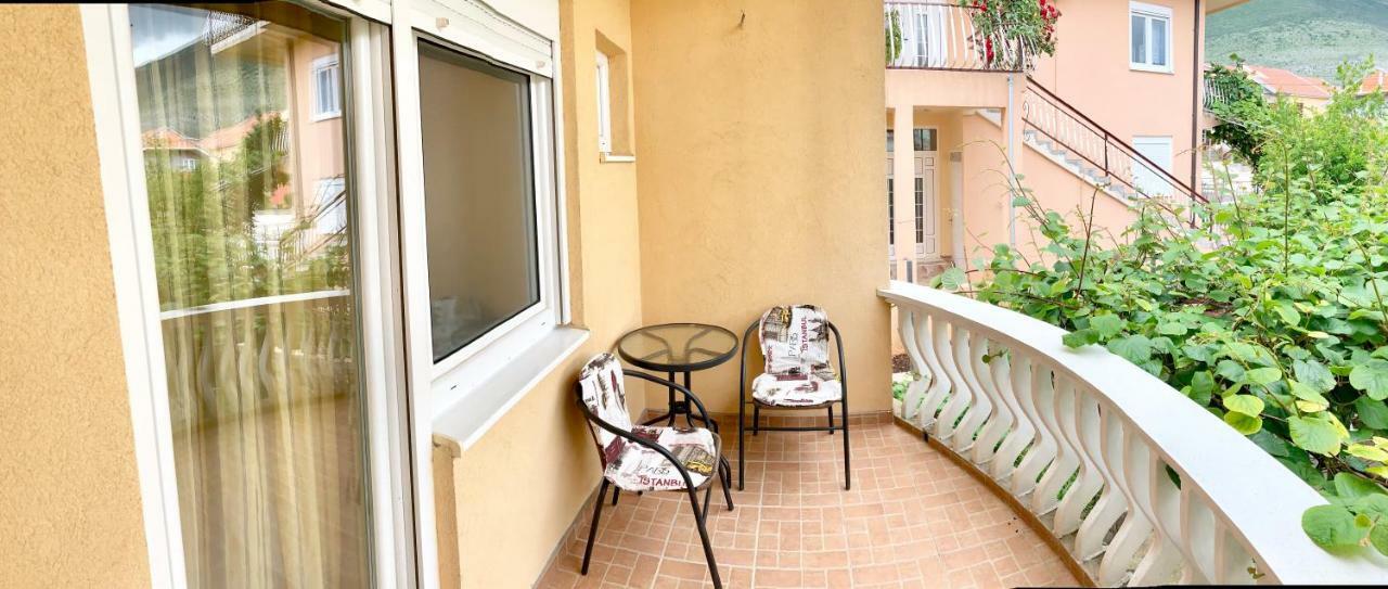 Apartment Angelina Требинье Экстерьер фото